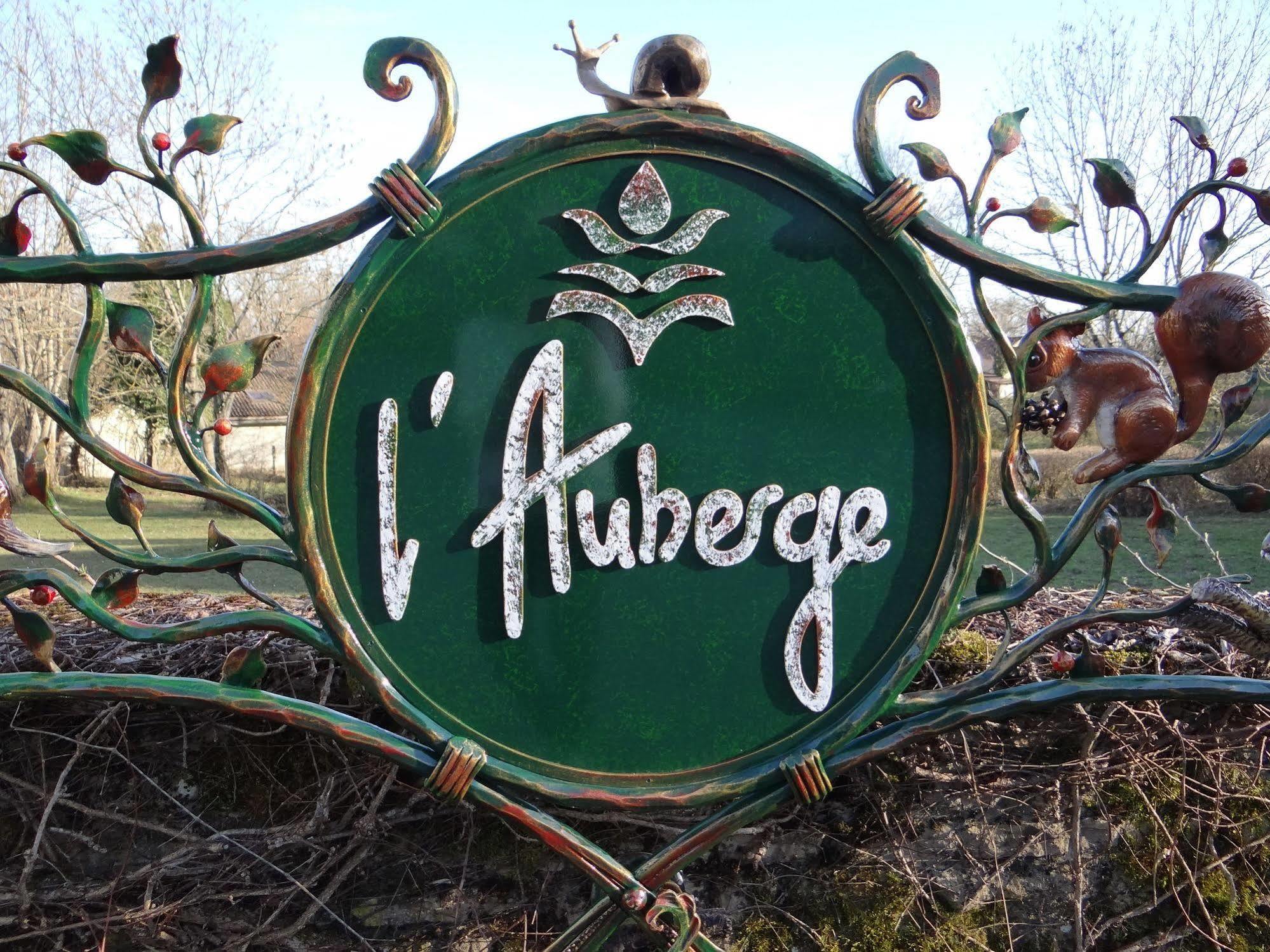 Échenevex Auberge Des Chasseurs מראה חיצוני תמונה